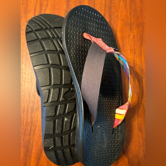 Chacos Custom Flip Flops. Never worn! - Picture 2 of 5